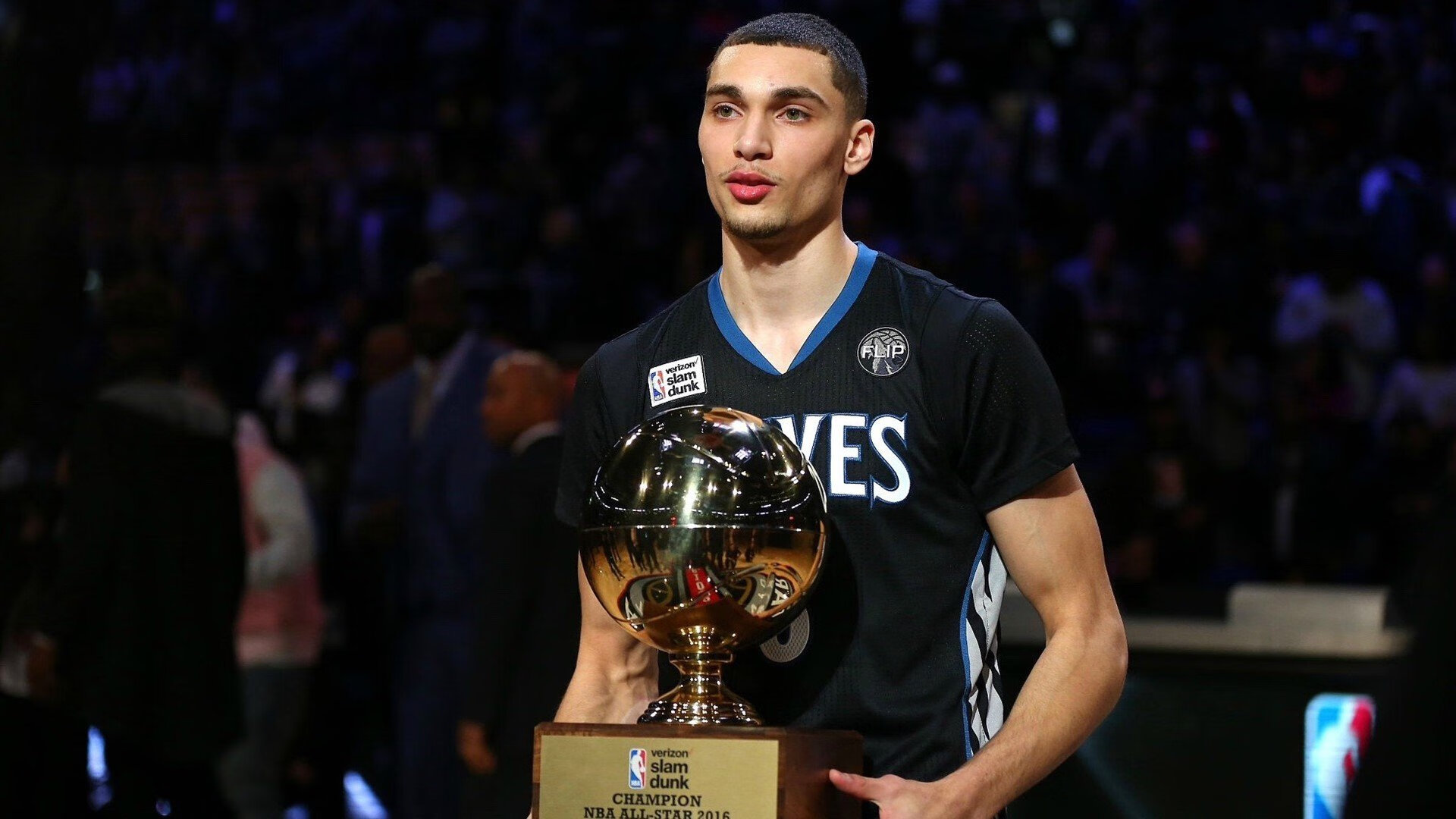 凯尔特人新援适应迅速已融入主力轮换体系,凯尔特人新人